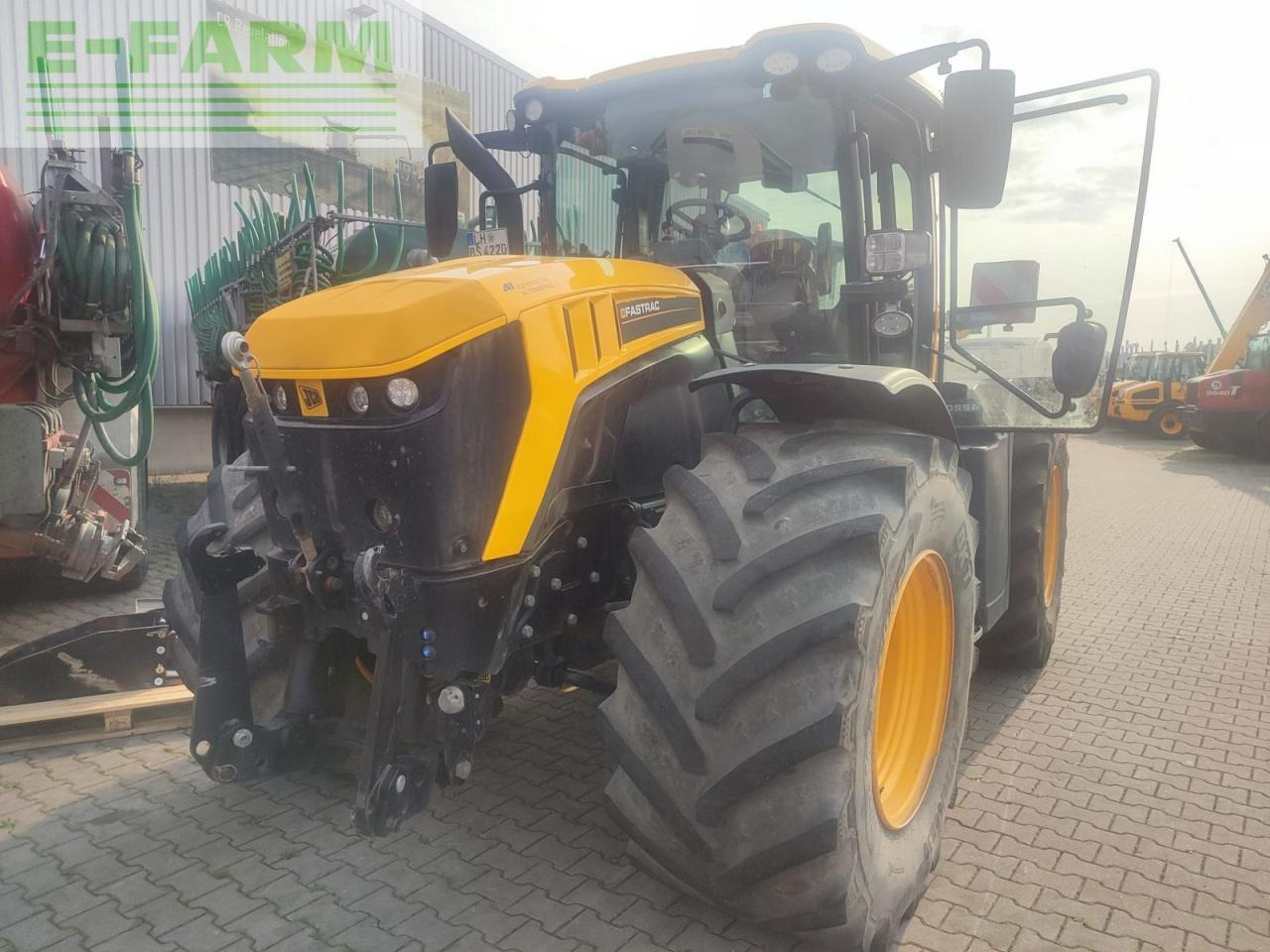 JCB 4220 fastrac - Τρακτέρ: φωτογραφία 2 JCB 4220 fastrac - Τρακτέρ: φωτογραφία 2