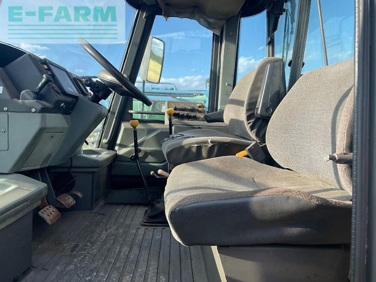 JCB fastrac 150 - Τρακτέρ: φωτογραφία 3 JCB fastrac 150 - Τρακτέρ: φωτογραφία 3