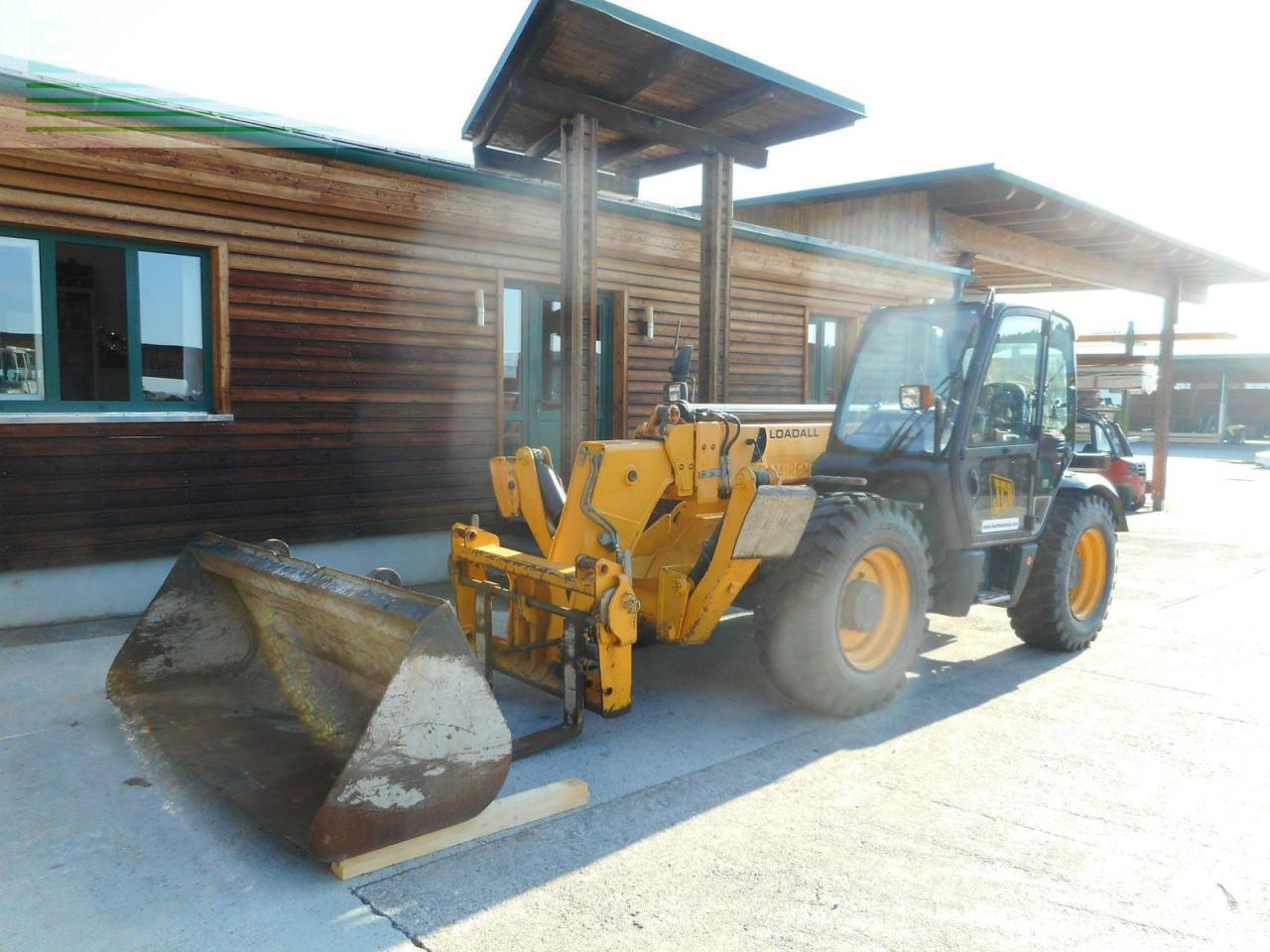 JCB jcb 533-105 ( 3,3t - 10,5m ) - Τηλεσκοπικός φορτωτής: φωτογραφία 2 JCB jcb 533-105 ( 3,3t - 10,5m ) - Τηλεσκοπικός φορτωτής: φωτογραφία 2