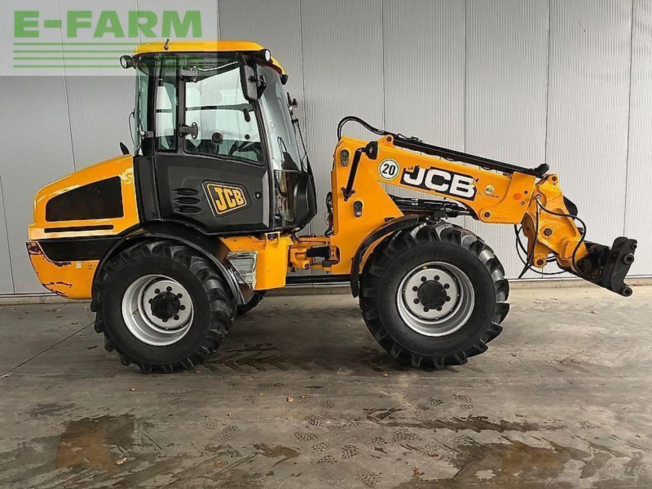 JCB tm 220 agri - Ελαστιχοφόρος φορτωτής: φωτογραφία 4 JCB tm 220 agri - Ελαστιχοφόρος φορτωτής: φωτογραφία 4