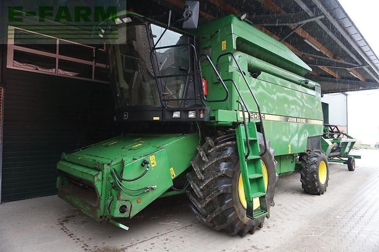 John Deere 2064 + 820 schneidwerk - Θεριζοαλωνιστική μηχανή: φωτογραφία 3 John Deere 2064 + 820 schneidwerk - Θεριζοαλωνιστική μηχανή: φωτογραφία 3