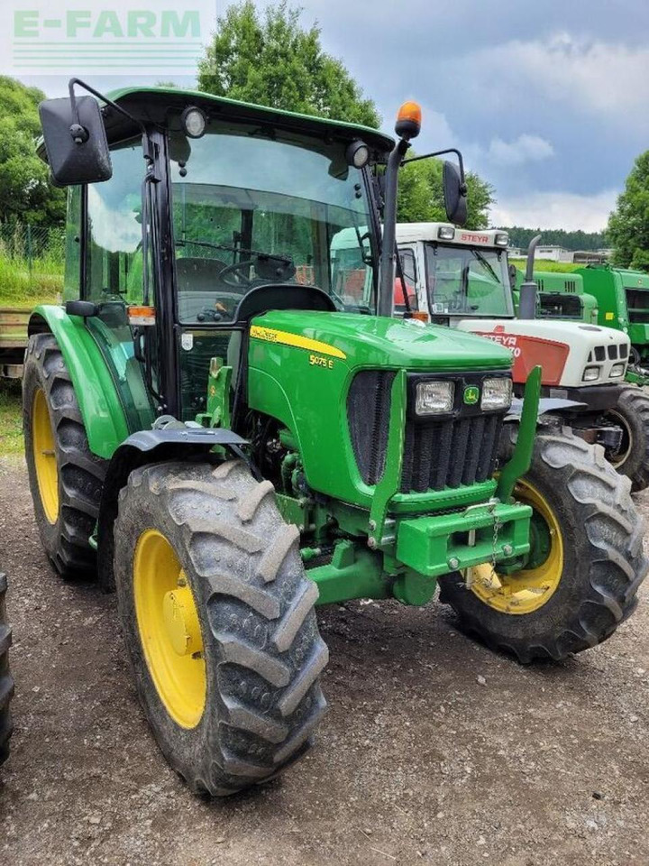 John Deere 5075 e - Τρακτέρ: φωτογραφία 2 John Deere 5075 e - Τρακτέρ: φωτογραφία 2