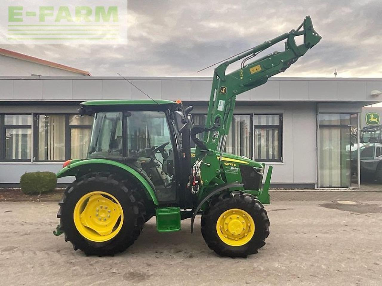John Deere 5075 e - Τρακτέρ: φωτογραφία 2 John Deere 5075 e - Τρακτέρ: φωτογραφία 2