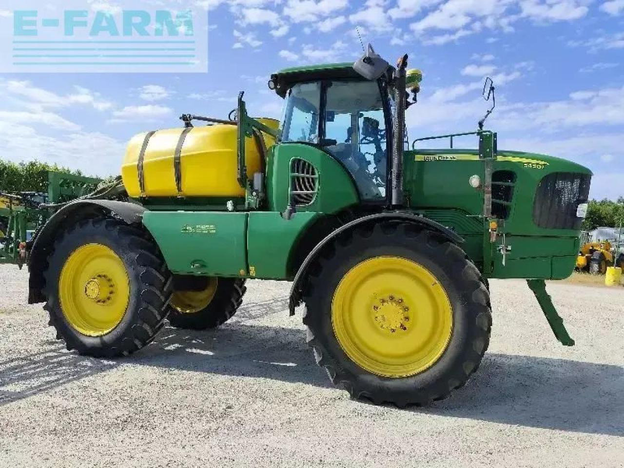 John Deere 5430i - Συρόμενο ψεκαστικό: φωτογραφία 3 John Deere 5430i - Συρόμενο ψεκαστικό: φωτογραφία 3