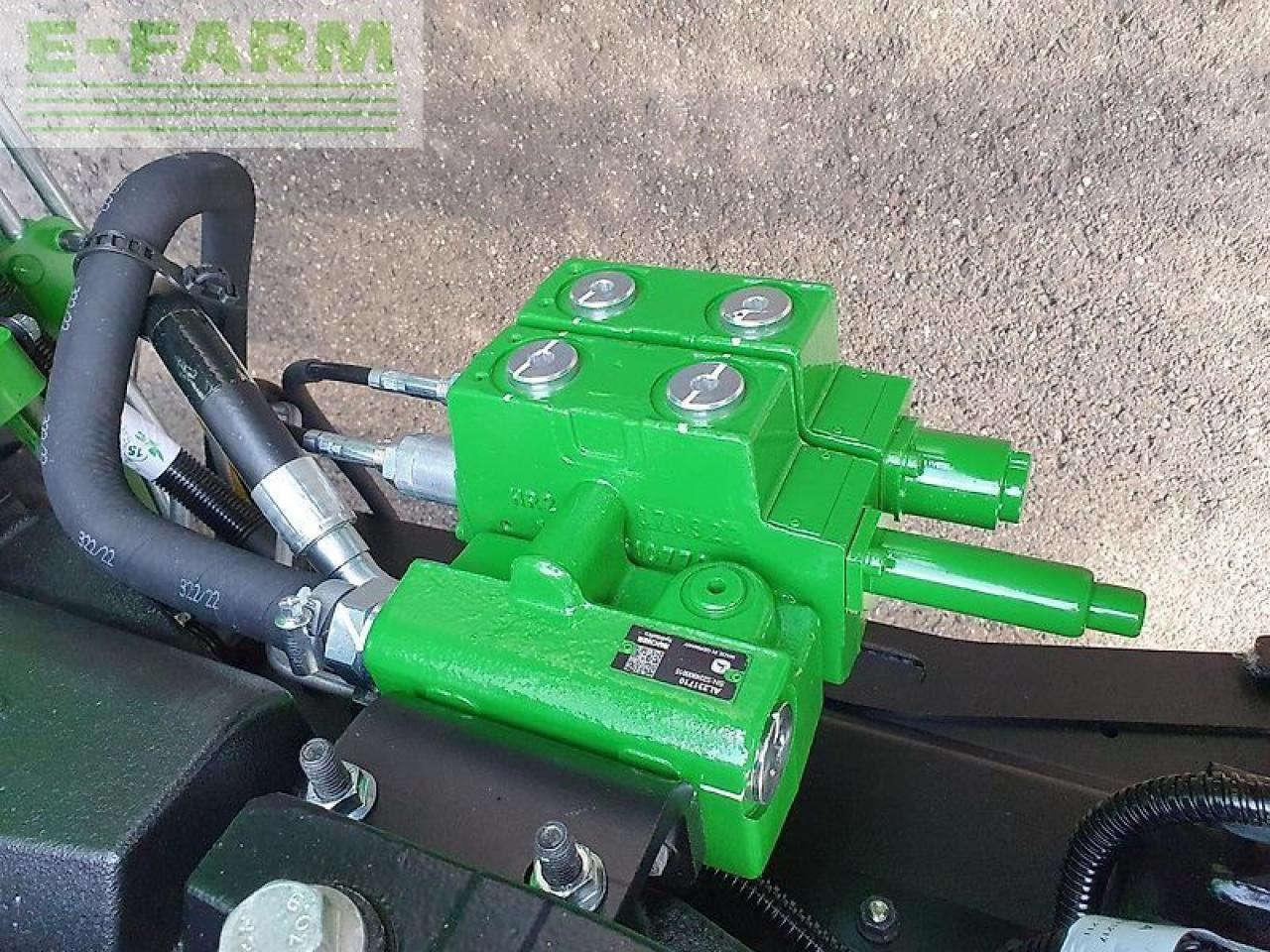 Τρακτέρ John Deere 6100m aq+ demo: φωτογραφία 7 Τρακτέρ John Deere 6100m aq+ demo: φωτογραφία 7