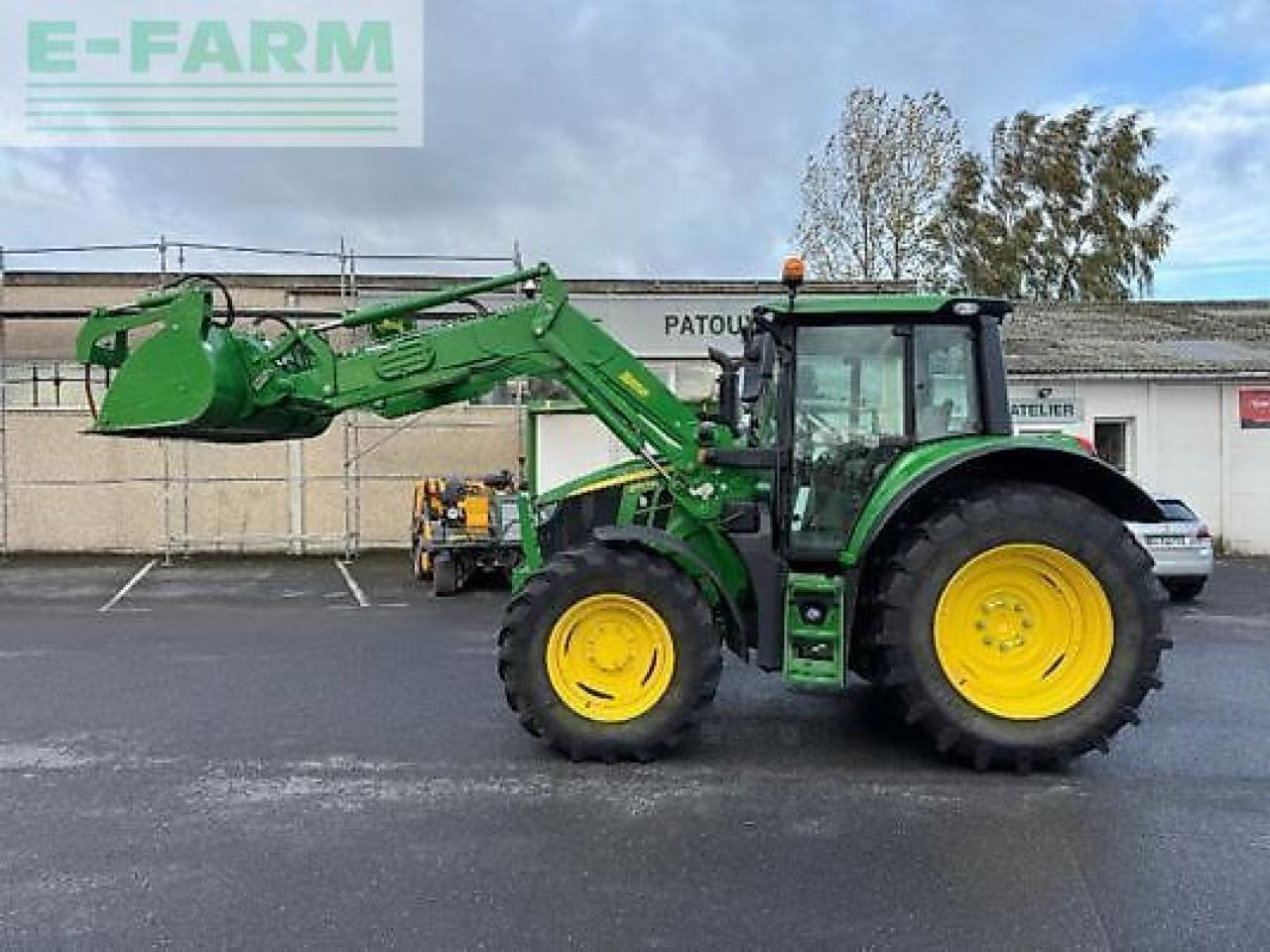 John Deere 6100m - Τρακτέρ: φωτογραφία 2 John Deere 6100m - Τρακτέρ: φωτογραφία 2