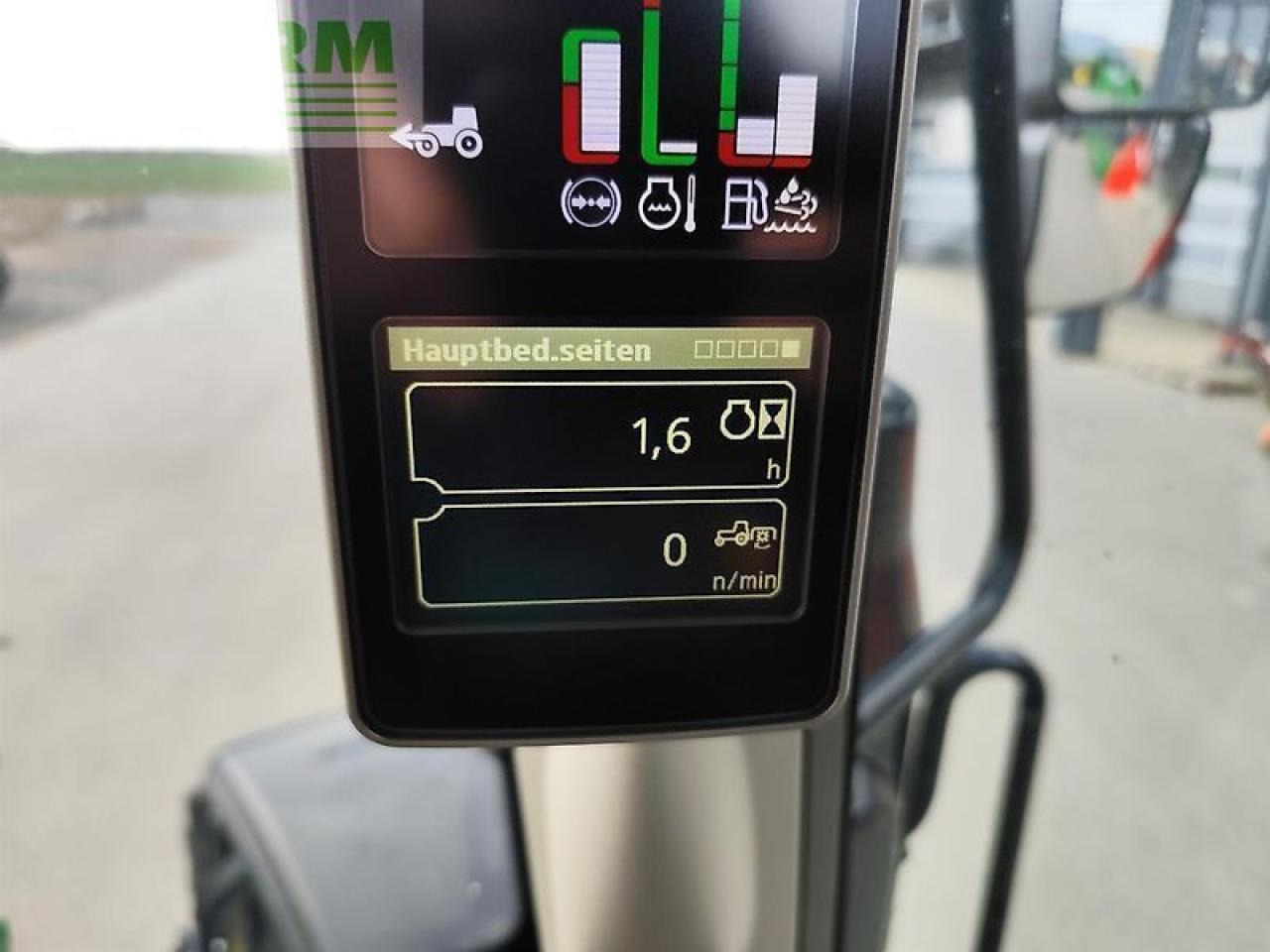 Τρακτέρ John Deere 6100m: φωτογραφία 8 Τρακτέρ John Deere 6100m: φωτογραφία 8