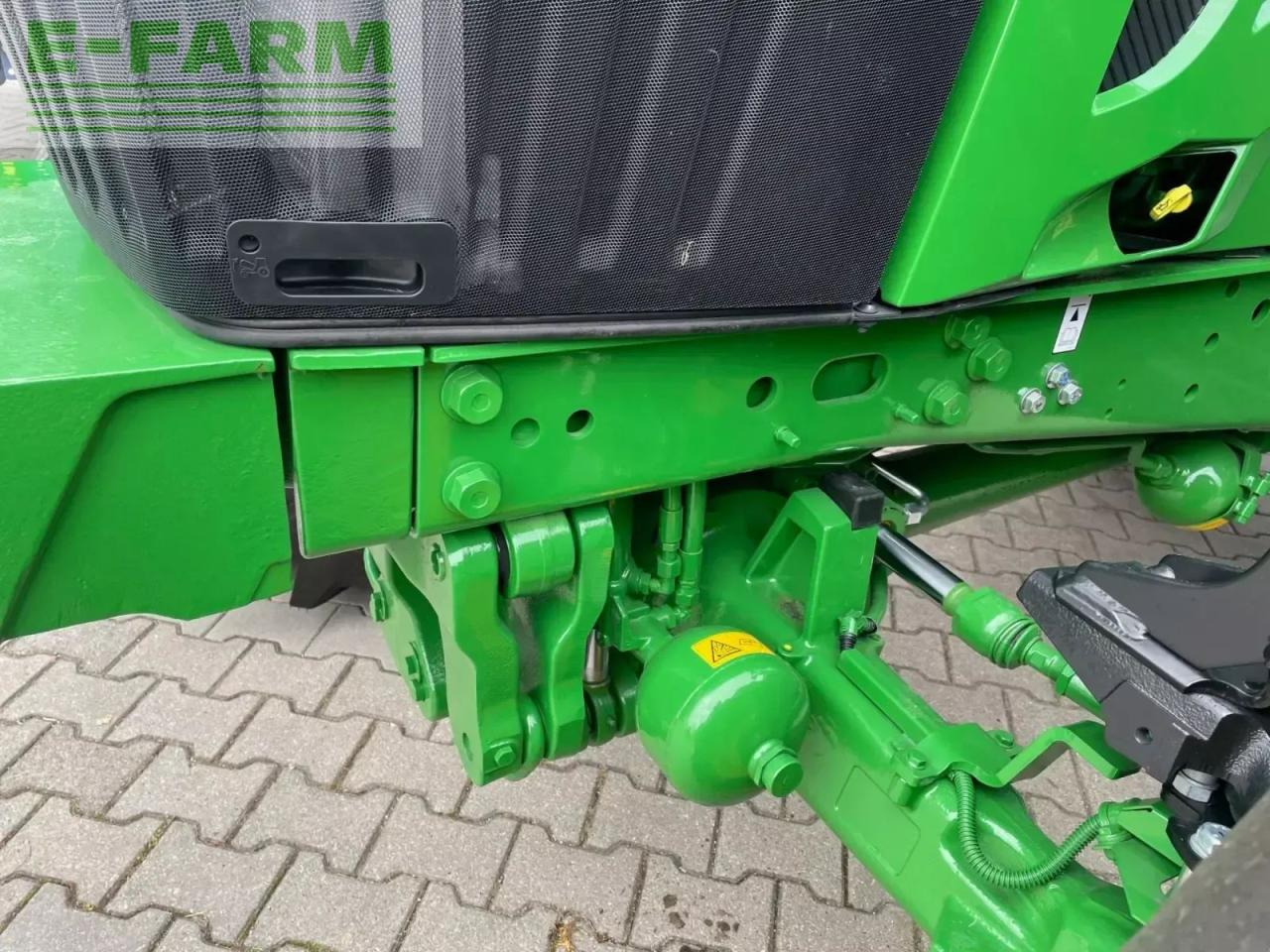 John Deere 6120m - Τρακτέρ: φωτογραφία 5 John Deere 6120m - Τρακτέρ: φωτογραφία 5