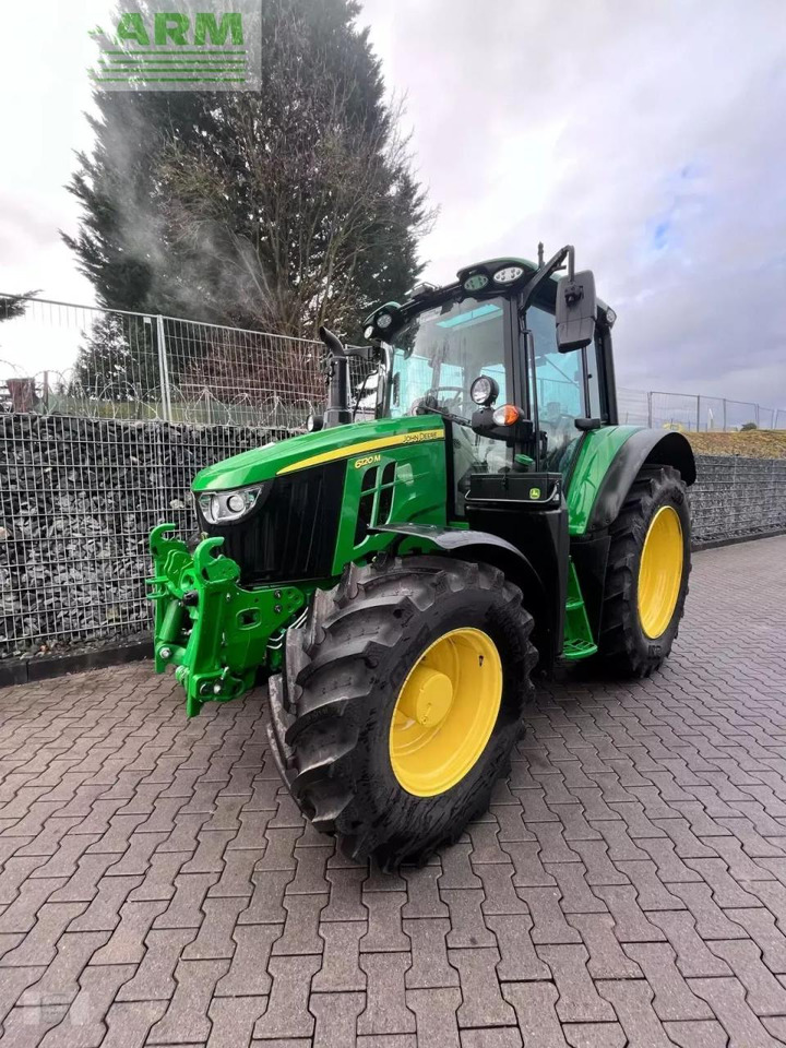 John Deere 6120m - Τρακτέρ: φωτογραφία 1 John Deere 6120m - Τρακτέρ: φωτογραφία 1