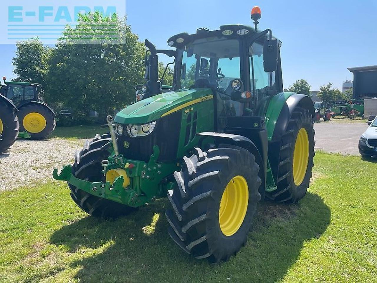 John Deere 6120m - Τρακτέρ: φωτογραφία 3 John Deere 6120m - Τρακτέρ: φωτογραφία 3