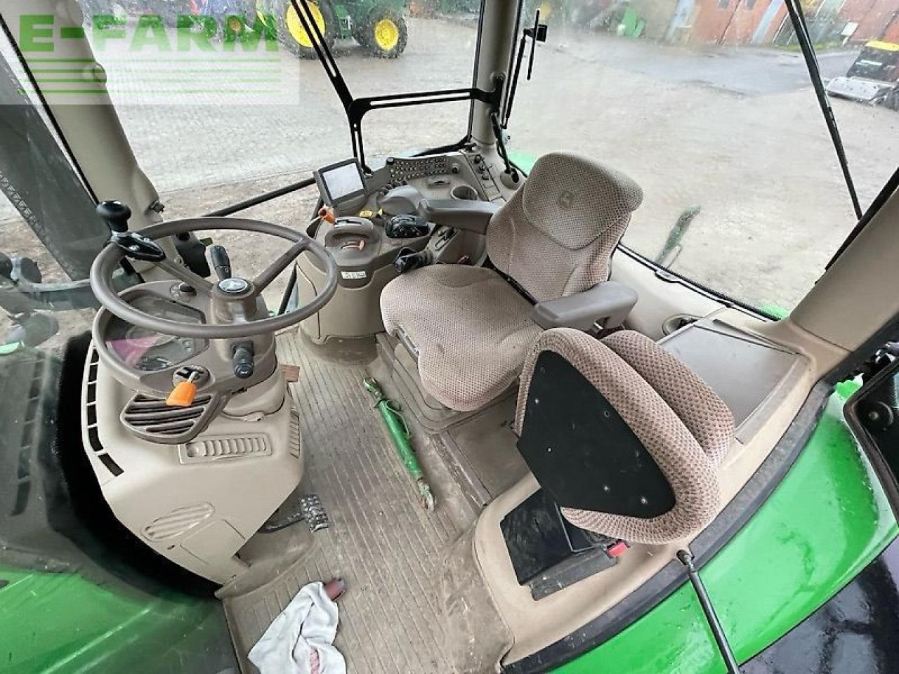 Τρακτέρ John Deere 6150r: φωτογραφία 14 Τρακτέρ John Deere 6150r: φωτογραφία 14