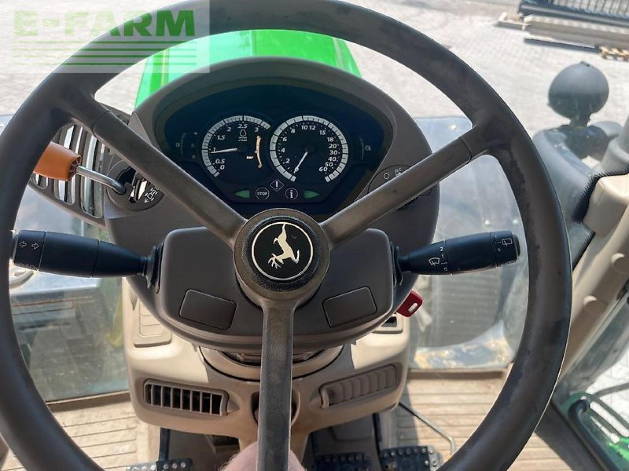 Τρακτέρ John Deere 6155 r: φωτογραφία 12 Τρακτέρ John Deere 6155 r: φωτογραφία 12