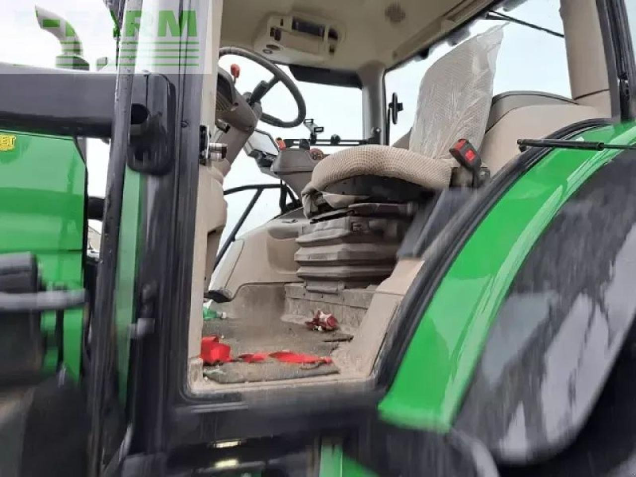 John Deere 6155r - Τρακτέρ: φωτογραφία 5 John Deere 6155r - Τρακτέρ: φωτογραφία 5