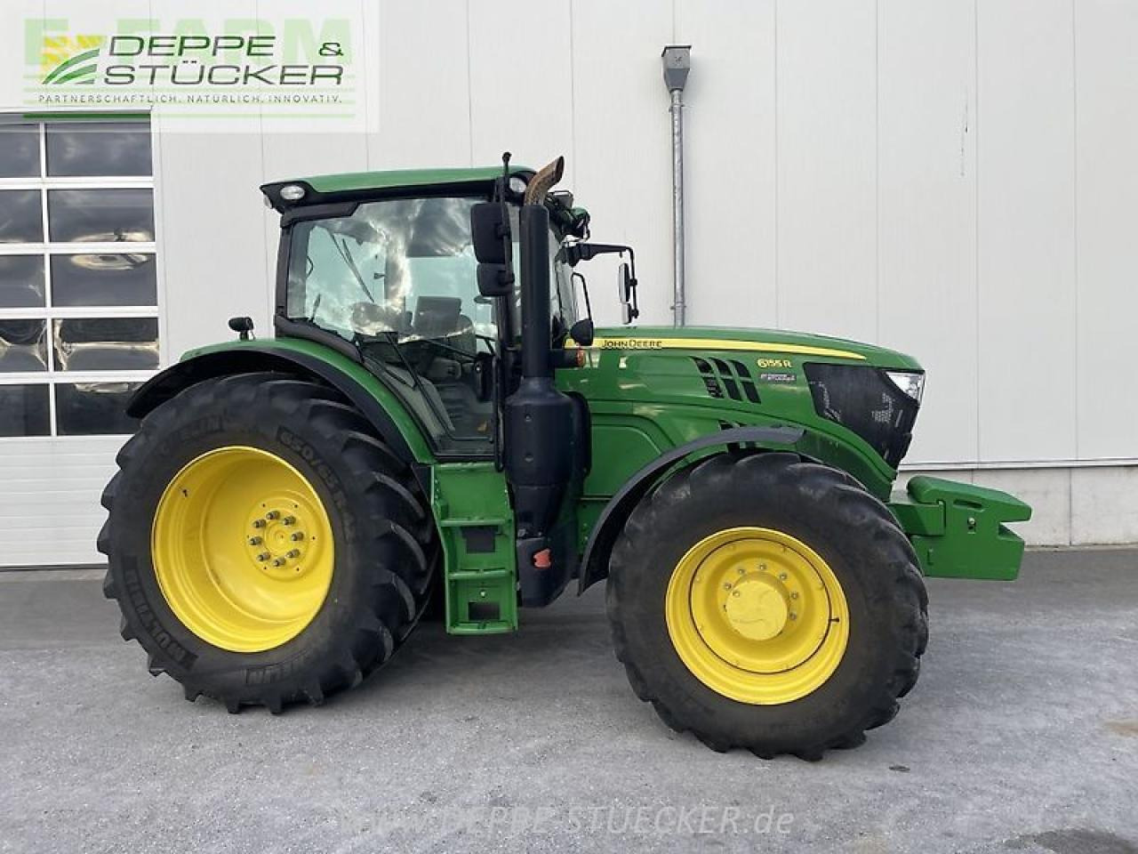 John Deere 6155r - Τρακτέρ: φωτογραφία 3 John Deere 6155r - Τρακτέρ: φωτογραφία 3