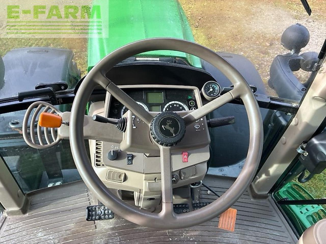 John Deere 6175m command quad - Τρακτέρ: φωτογραφία 4 John Deere 6175m command quad - Τρακτέρ: φωτογραφία 4