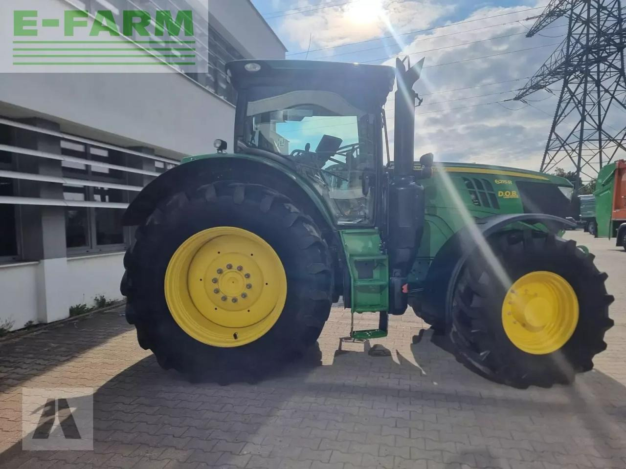 John Deere 6215r 6215 r - Τρακτέρ: φωτογραφία 5 John Deere 6215r 6215 r - Τρακτέρ: φωτογραφία 5