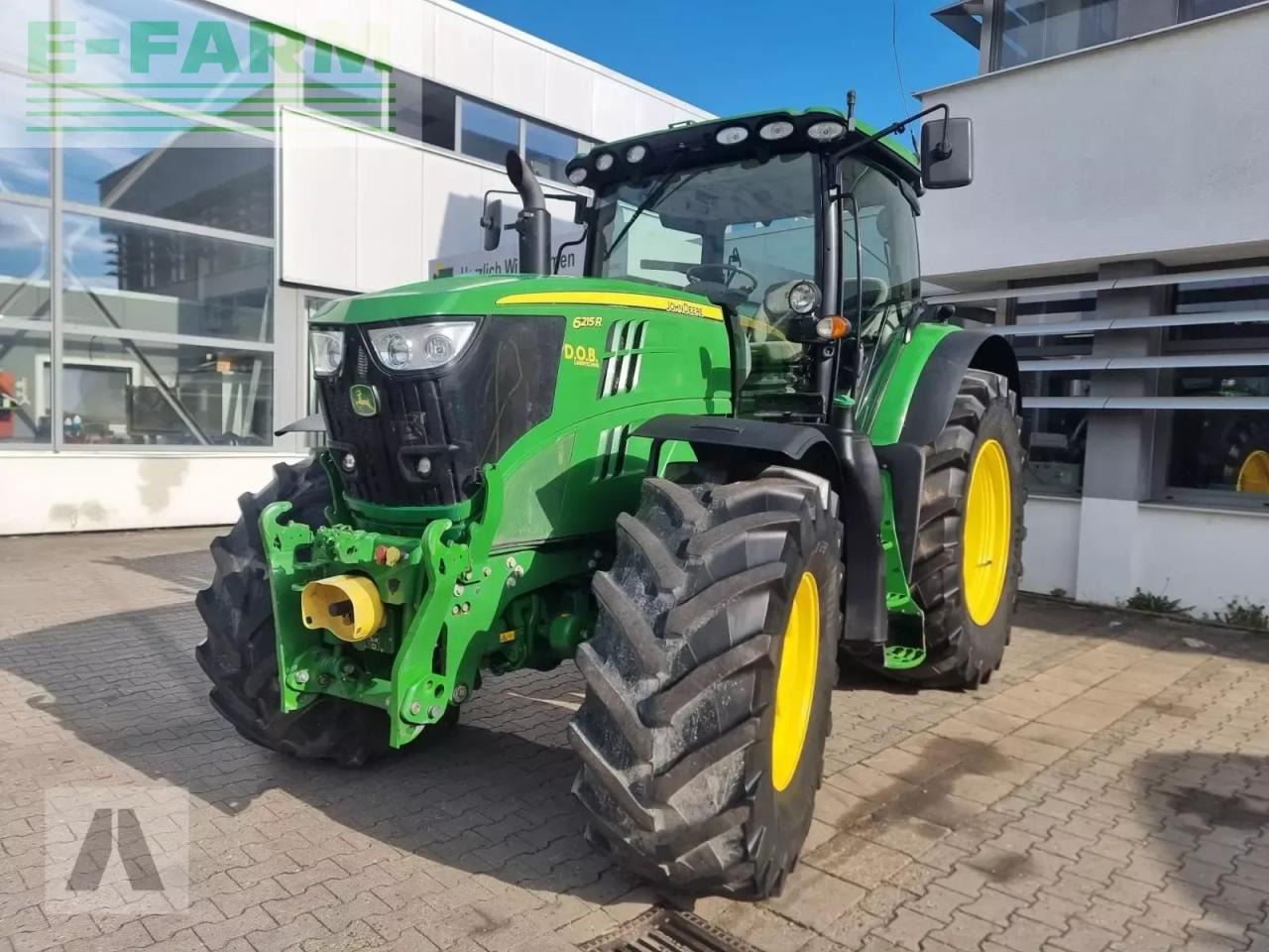 John Deere 6215r 6215 r - Τρακτέρ: φωτογραφία 1 John Deere 6215r 6215 r - Τρακτέρ: φωτογραφία 1