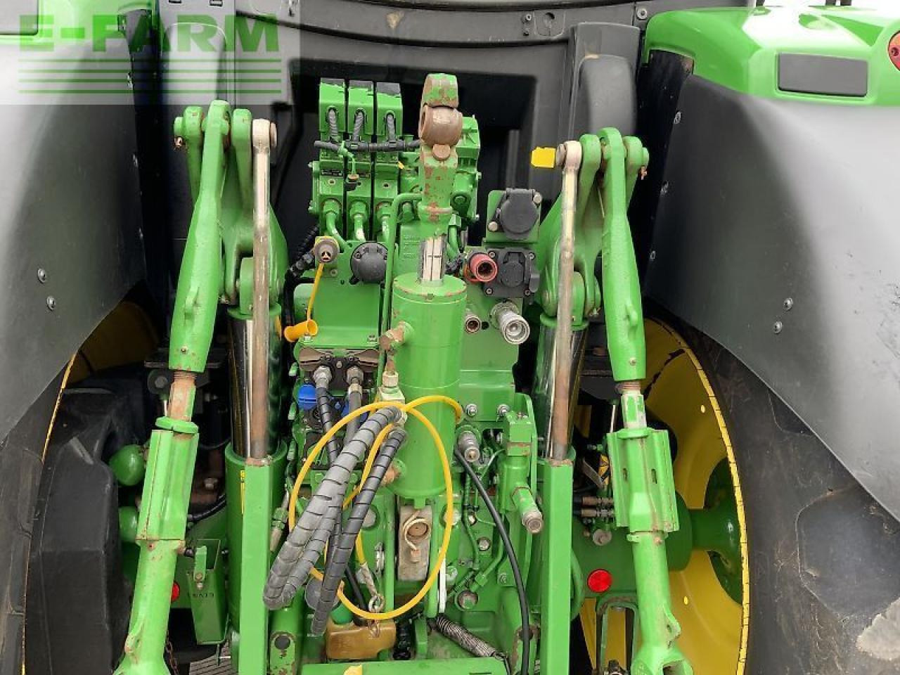 Τρακτέρ John Deere 6215r tractor (st24142): φωτογραφία 16 Τρακτέρ John Deere 6215r tractor (st24142): φωτογραφία 16