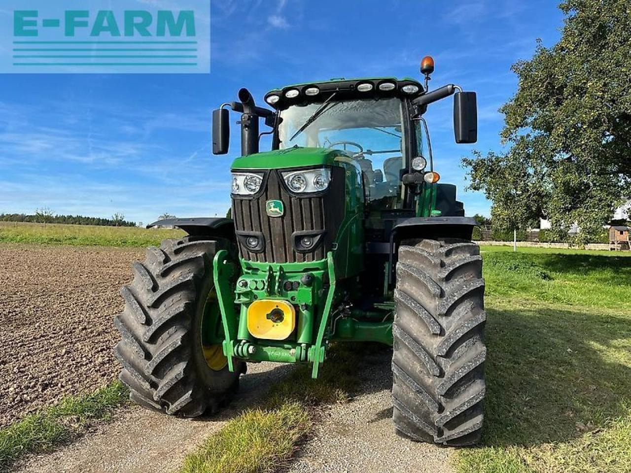 John Deere 6215r - Τρακτέρ: φωτογραφία 2 John Deere 6215r - Τρακτέρ: φωτογραφία 2