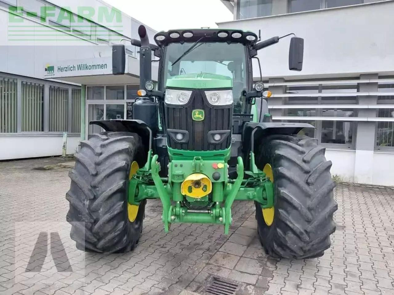 John Deere 6215r - Τρακτέρ: φωτογραφία 2 John Deere 6215r - Τρακτέρ: φωτογραφία 2