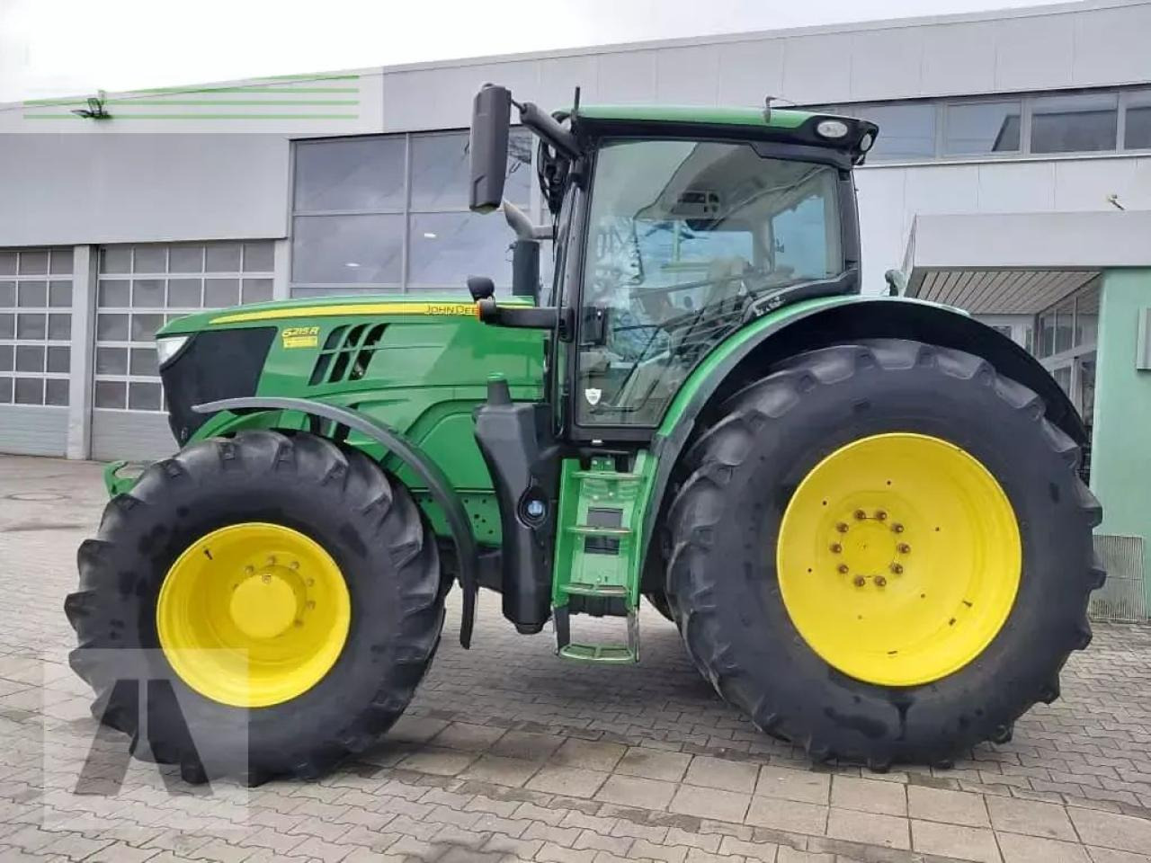 John Deere 6215r - Τρακτέρ: φωτογραφία 5 John Deere 6215r - Τρακτέρ: φωτογραφία 5