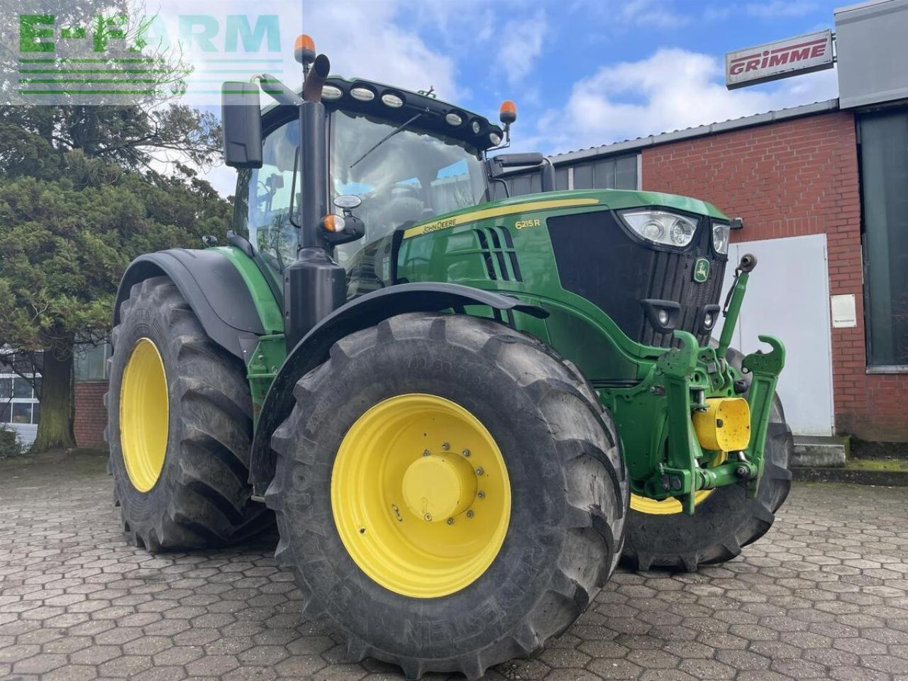 John Deere 6215r - Τρακτέρ: φωτογραφία 2 John Deere 6215r - Τρακτέρ: φωτογραφία 2