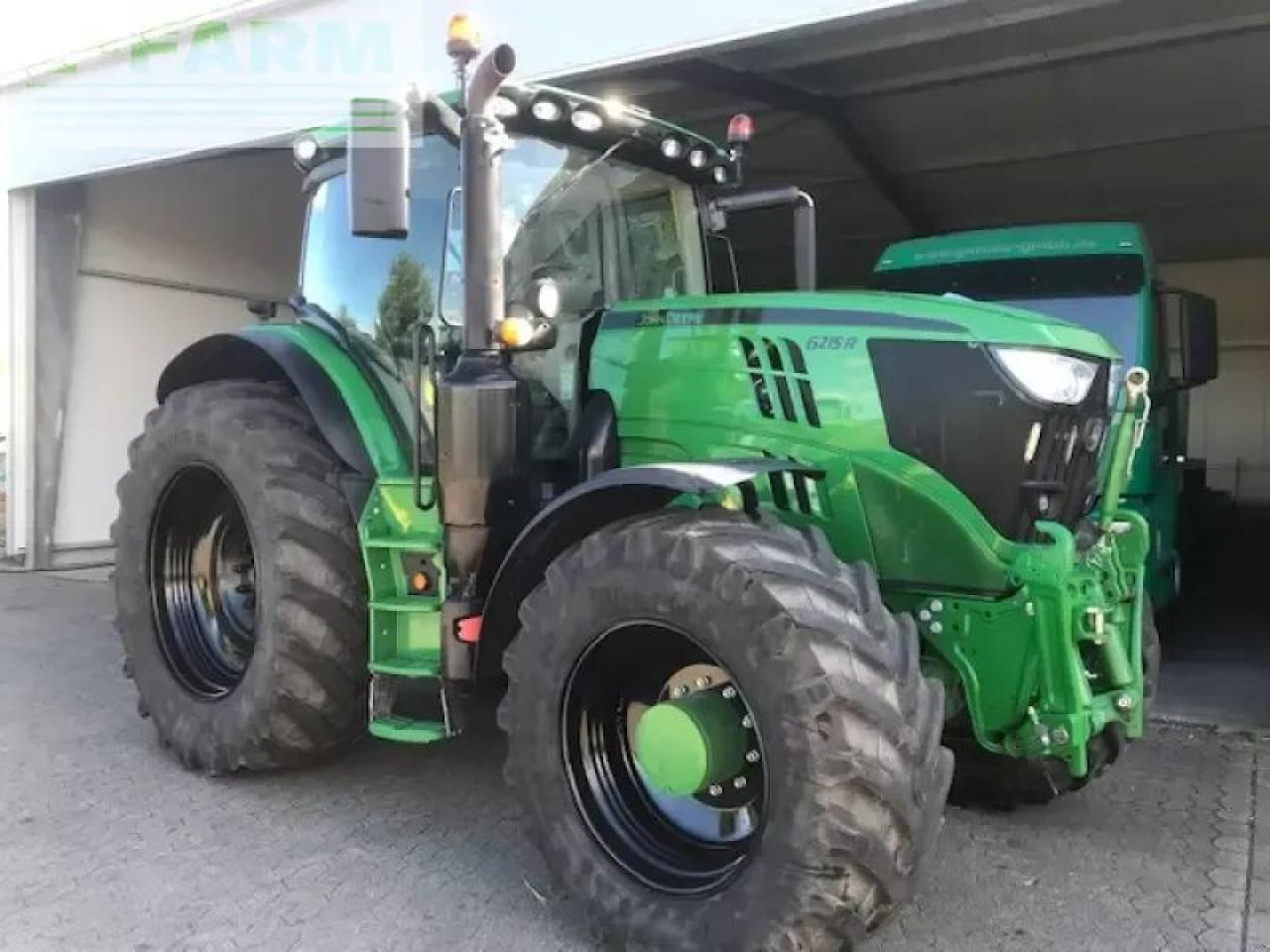 John Deere 6215r - Τρακτέρ: φωτογραφία 1 John Deere 6215r - Τρακτέρ: φωτογραφία 1