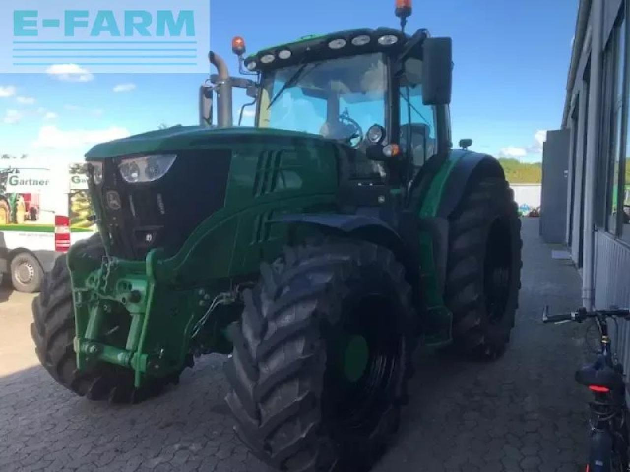 John Deere 6215r - Τρακτέρ: φωτογραφία 3 John Deere 6215r - Τρακτέρ: φωτογραφία 3