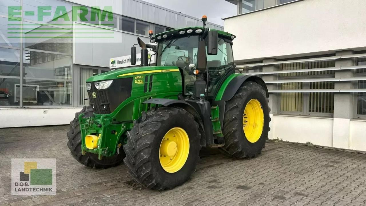 John Deere 6250r 6250 r - Τρακτέρ: φωτογραφία 1 John Deere 6250r 6250 r - Τρακτέρ: φωτογραφία 1