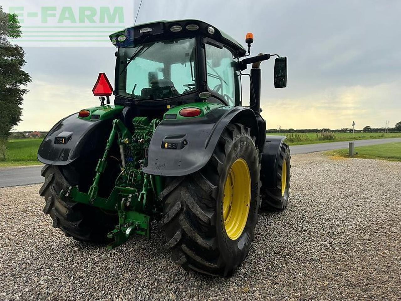 John Deere 6250r - Τρακτέρ: φωτογραφία 3 John Deere 6250r - Τρακτέρ: φωτογραφία 3