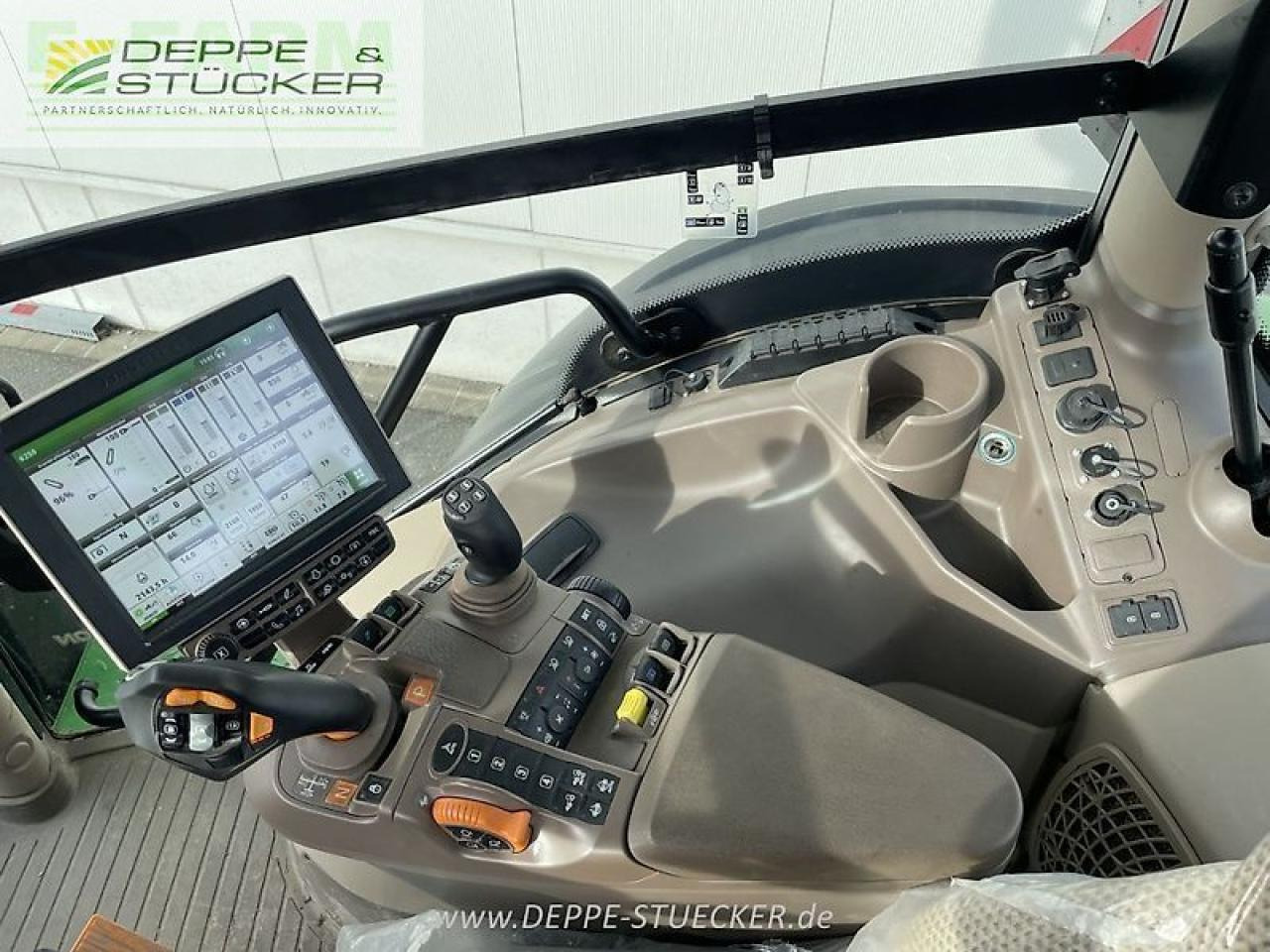 John Deere 6250r - Τρακτέρ: φωτογραφία 5 John Deere 6250r - Τρακτέρ: φωτογραφία 5