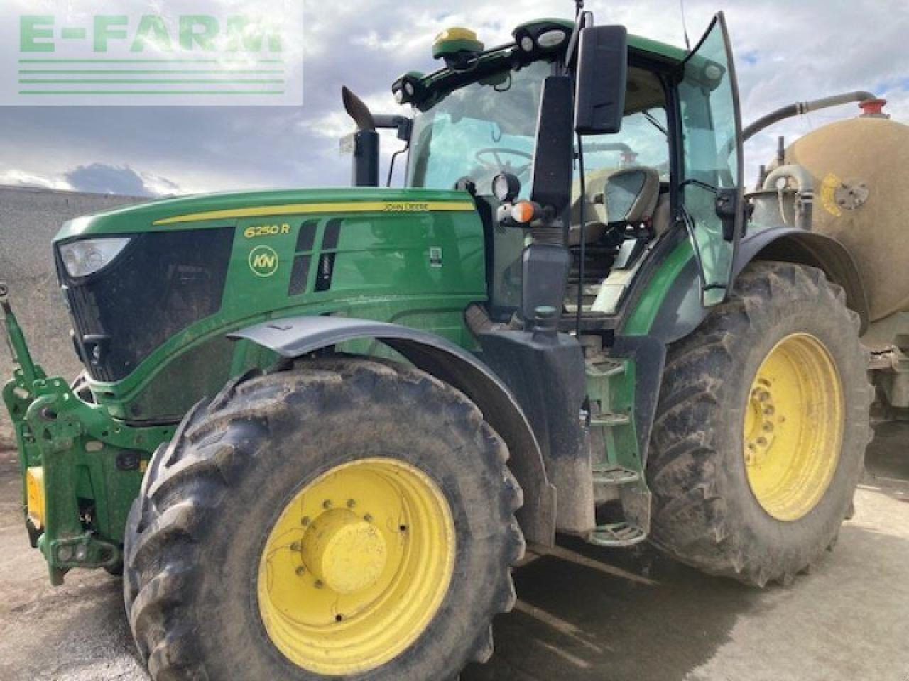 John Deere 6250r - Τρακτέρ: φωτογραφία 1 John Deere 6250r - Τρακτέρ: φωτογραφία 1