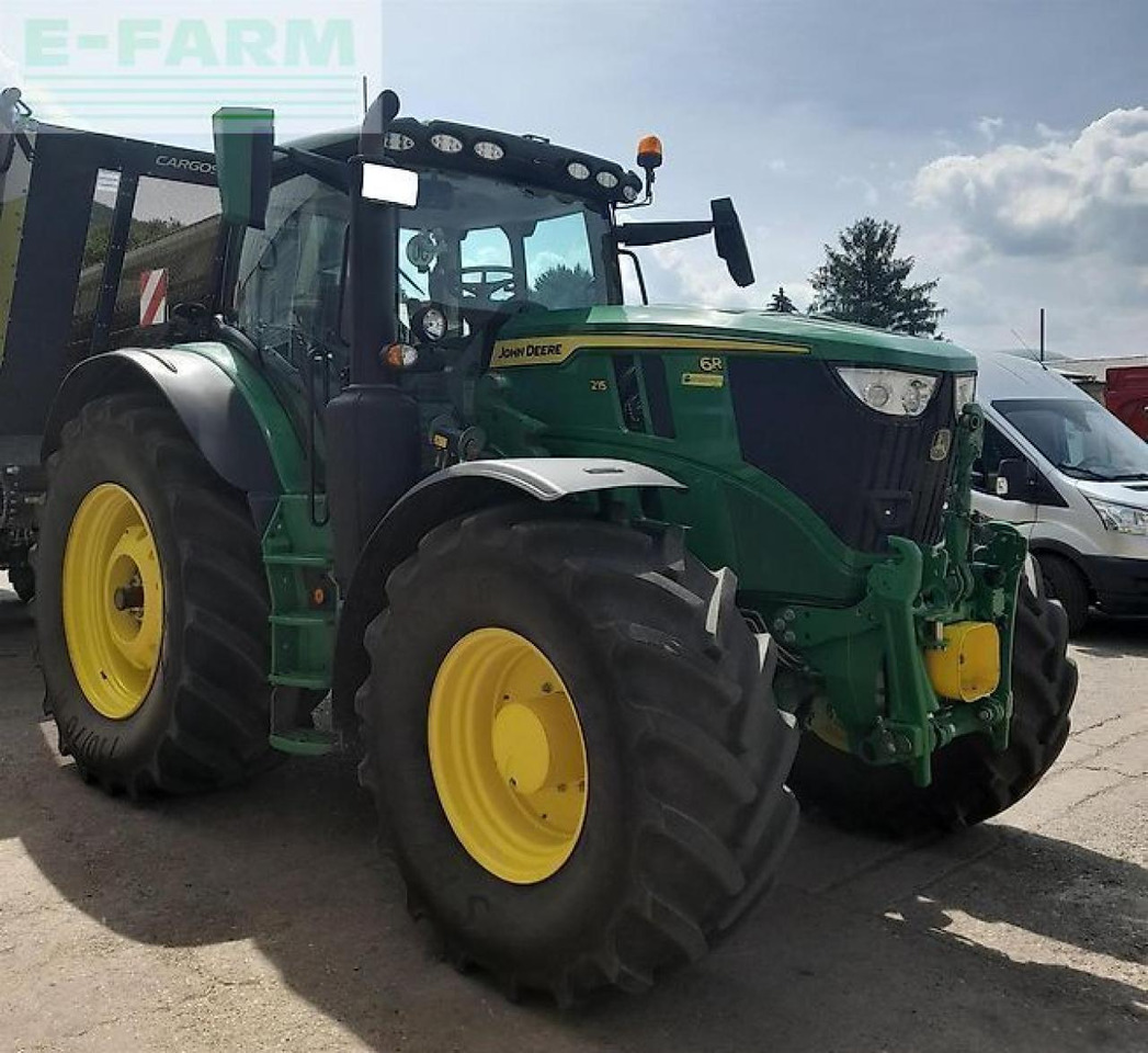 John Deere 6r 215 - Τρακτέρ: φωτογραφία 3 John Deere 6r 215 - Τρακτέρ: φωτογραφία 3