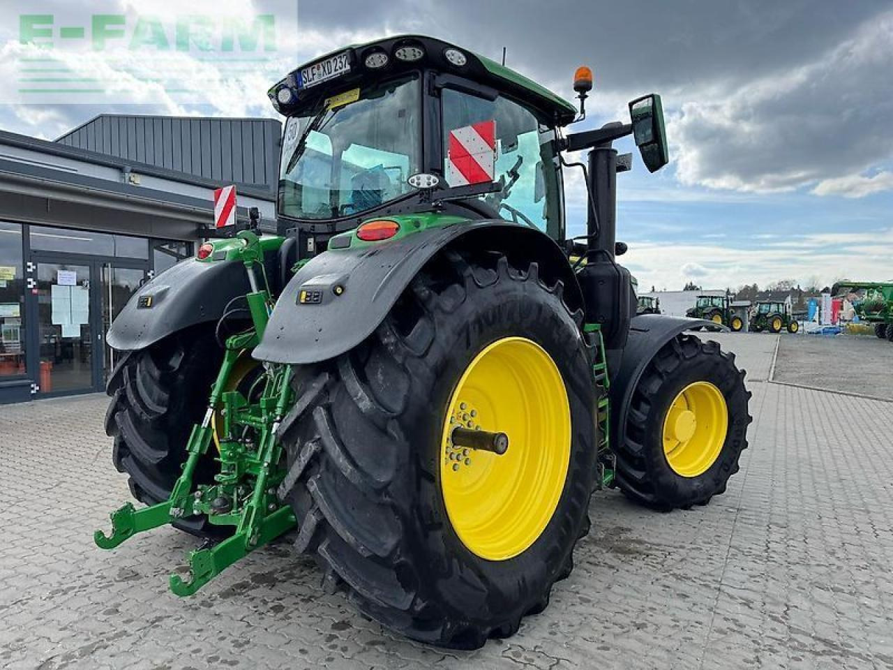 John Deere 6r 250 - Τρακτέρ: φωτογραφία 3 John Deere 6r 250 - Τρακτέρ: φωτογραφία 3