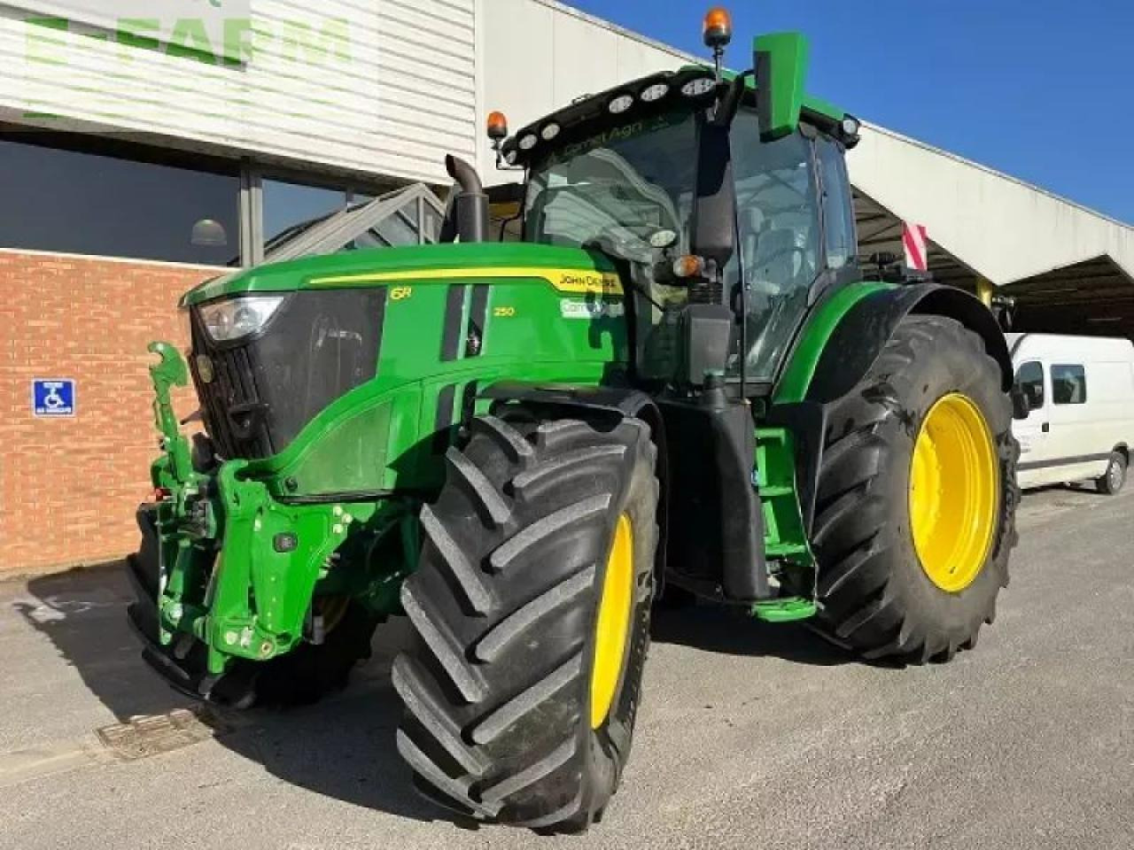 John Deere 6r 250 - Τρακτέρ: φωτογραφία 1 John Deere 6r 250 - Τρακτέρ: φωτογραφία 1