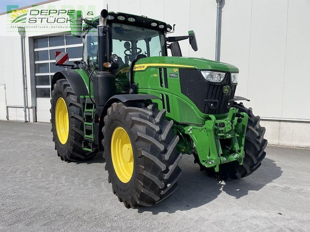 John Deere 6r 250 - Τρακτέρ: φωτογραφία 5 John Deere 6r 250 - Τρακτέρ: φωτογραφία 5