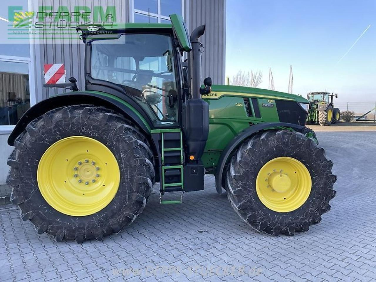 John Deere 6r 250 - Τρακτέρ: φωτογραφία 3 John Deere 6r 250 - Τρακτέρ: φωτογραφία 3