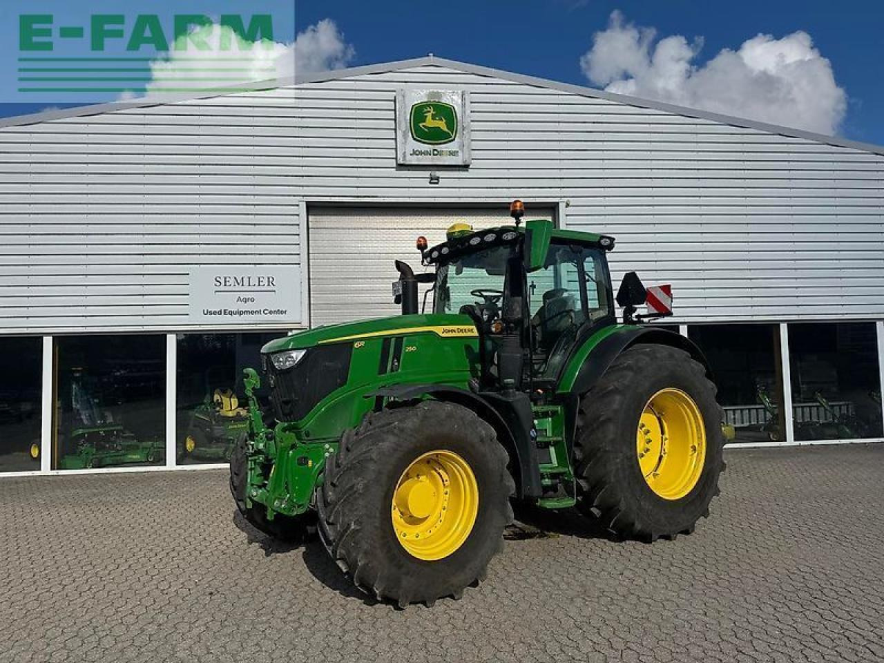 John Deere 6r 250 - Τρακτέρ: φωτογραφία 1 John Deere 6r 250 - Τρακτέρ: φωτογραφία 1