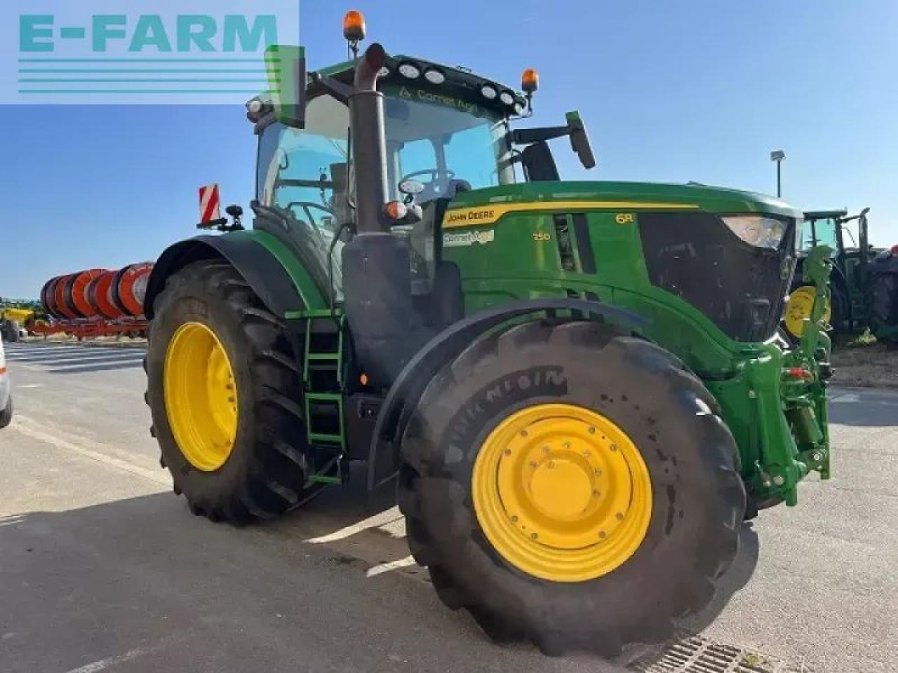 John Deere 6r 250 - Τρακτέρ: φωτογραφία 2 John Deere 6r 250 - Τρακτέρ: φωτογραφία 2