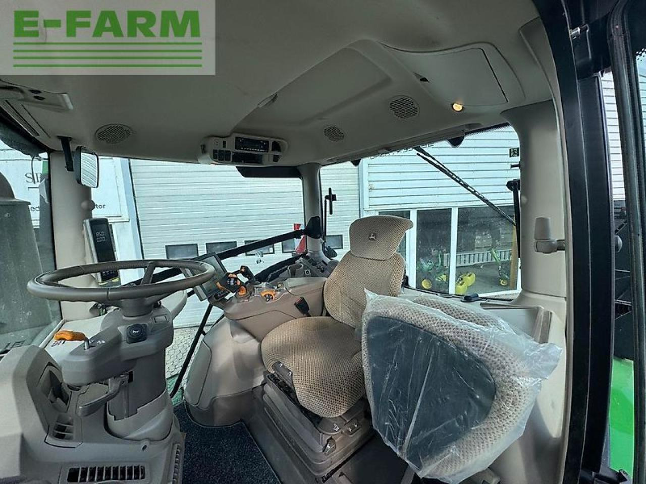 John Deere 6r 250 - Τρακτέρ: φωτογραφία 3 John Deere 6r 250 - Τρακτέρ: φωτογραφία 3