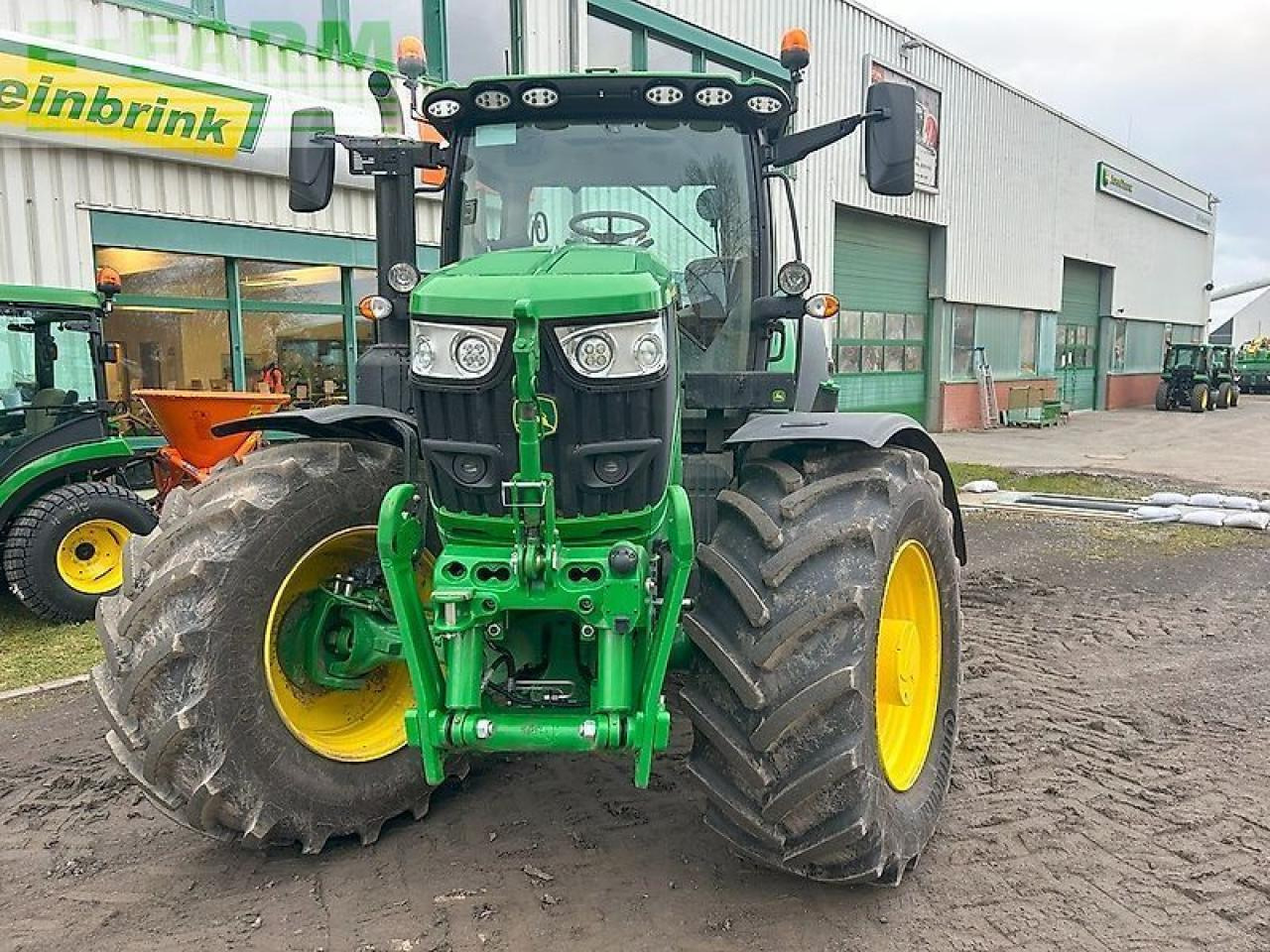 John Deere 6r155 - Τρακτέρ: φωτογραφία 2 John Deere 6r155 - Τρακτέρ: φωτογραφία 2