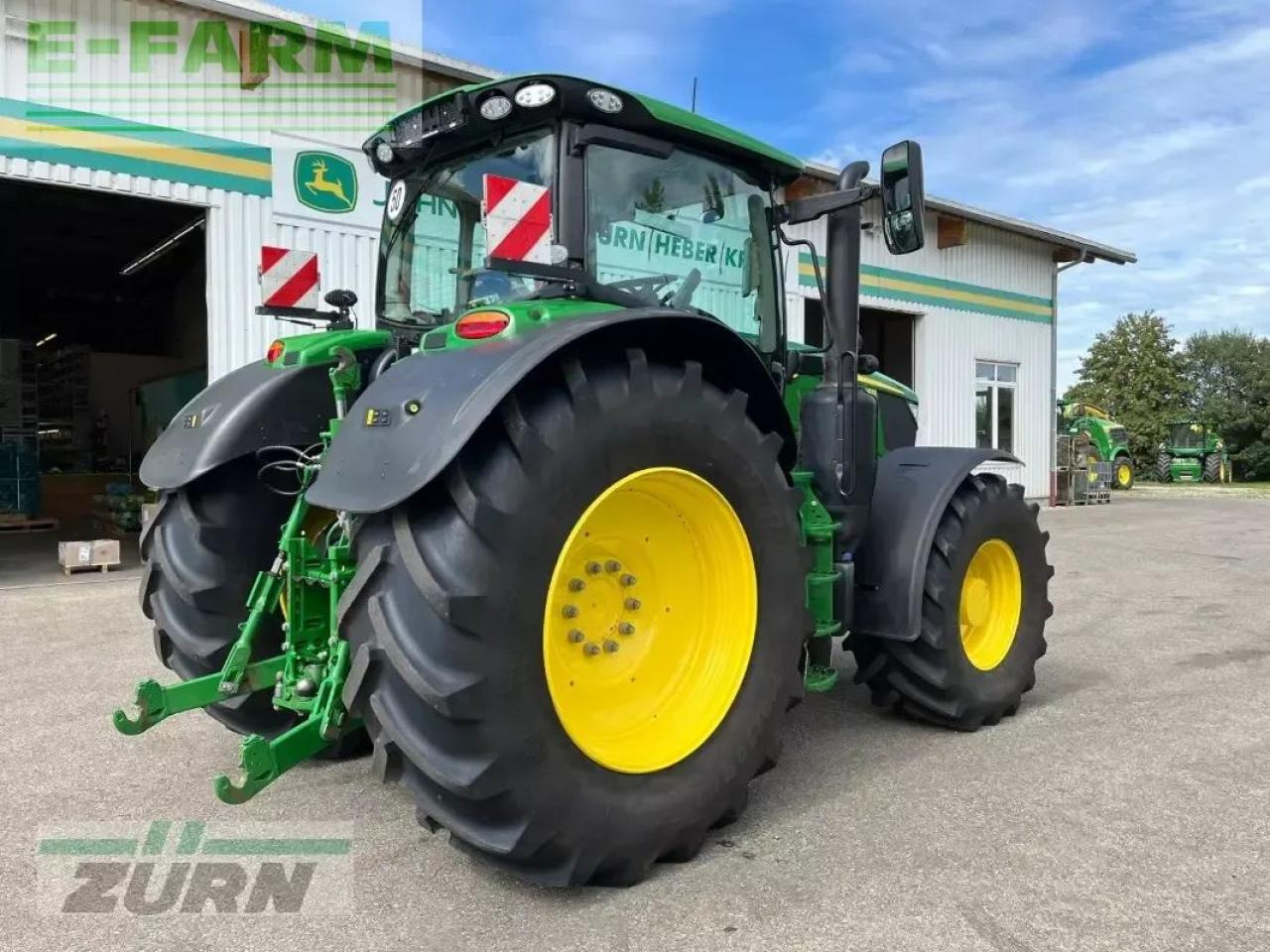 John Deere 6r215 - Τρακτέρ: φωτογραφία 5 John Deere 6r215 - Τρακτέρ: φωτογραφία 5