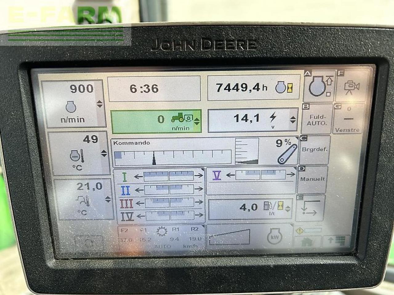 John Deere 7230r - Τρακτέρ: φωτογραφία 3 John Deere 7230r - Τρακτέρ: φωτογραφία 3