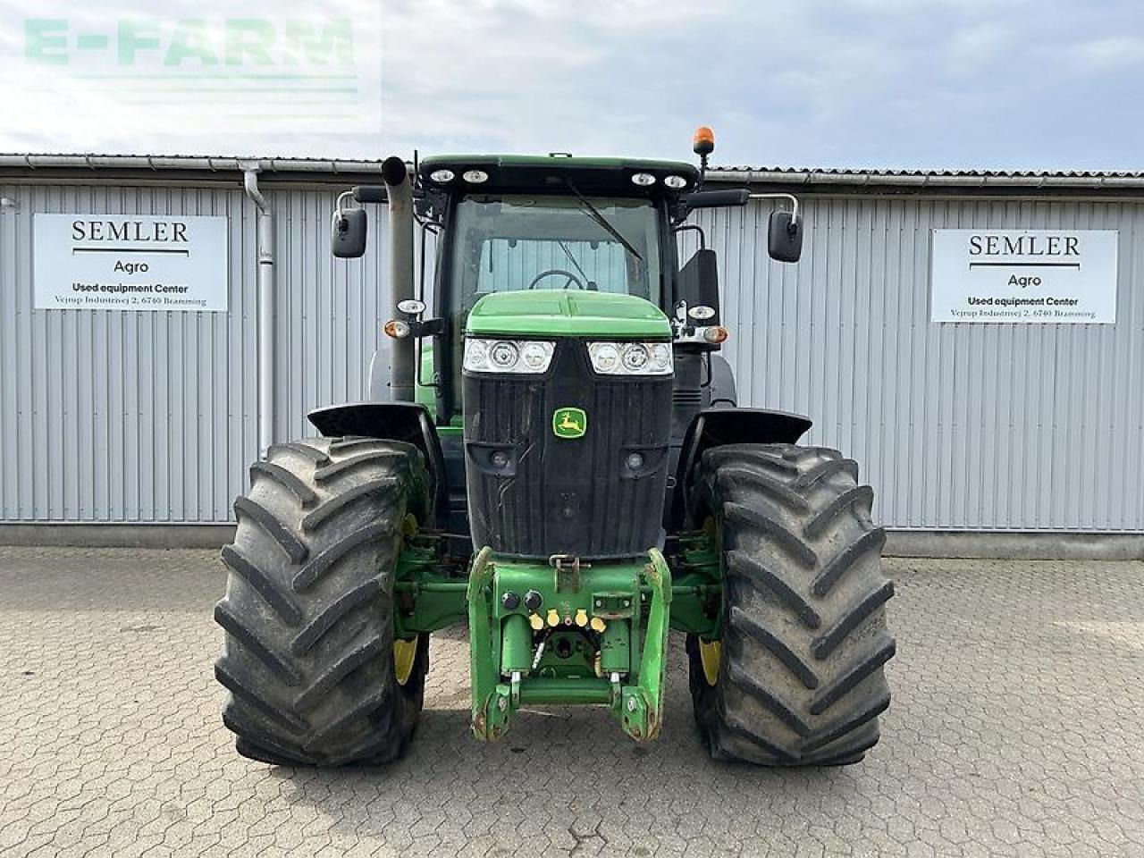 John Deere 7230r - Τρακτέρ: φωτογραφία 2 John Deere 7230r - Τρακτέρ: φωτογραφία 2