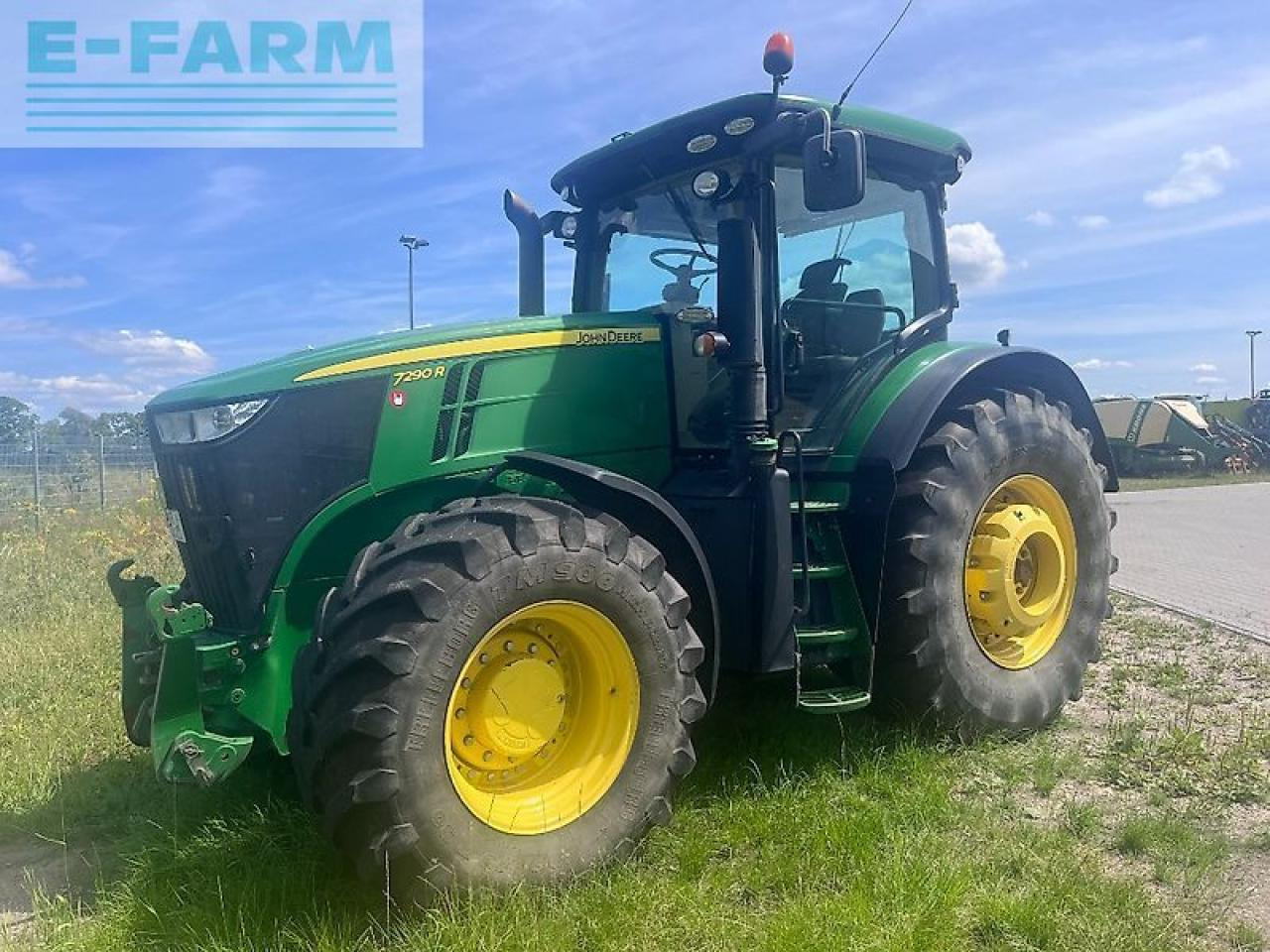 John Deere 7290r - Τρακτέρ: φωτογραφία 2 John Deere 7290r - Τρακτέρ: φωτογραφία 2