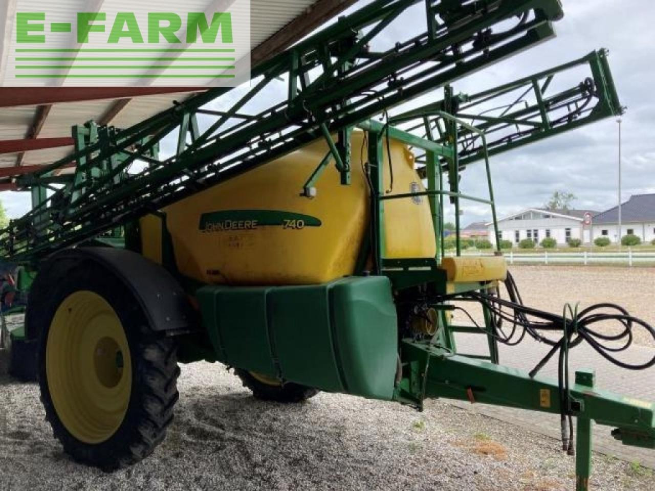 John Deere 740/24 - Συρόμενο ψεκαστικό: φωτογραφία 4 John Deere 740/24 - Συρόμενο ψεκαστικό: φωτογραφία 4
