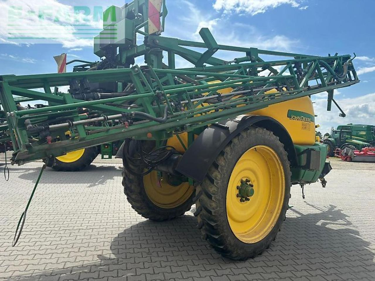 John Deere 740i - Συρόμενο ψεκαστικό: φωτογραφία 5 John Deere 740i - Συρόμενο ψεκαστικό: φωτογραφία 5