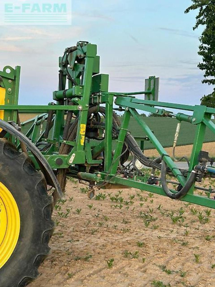 John Deere 740i - Συρόμενο ψεκαστικό: φωτογραφία 3 John Deere 740i - Συρόμενο ψεκαστικό: φωτογραφία 3