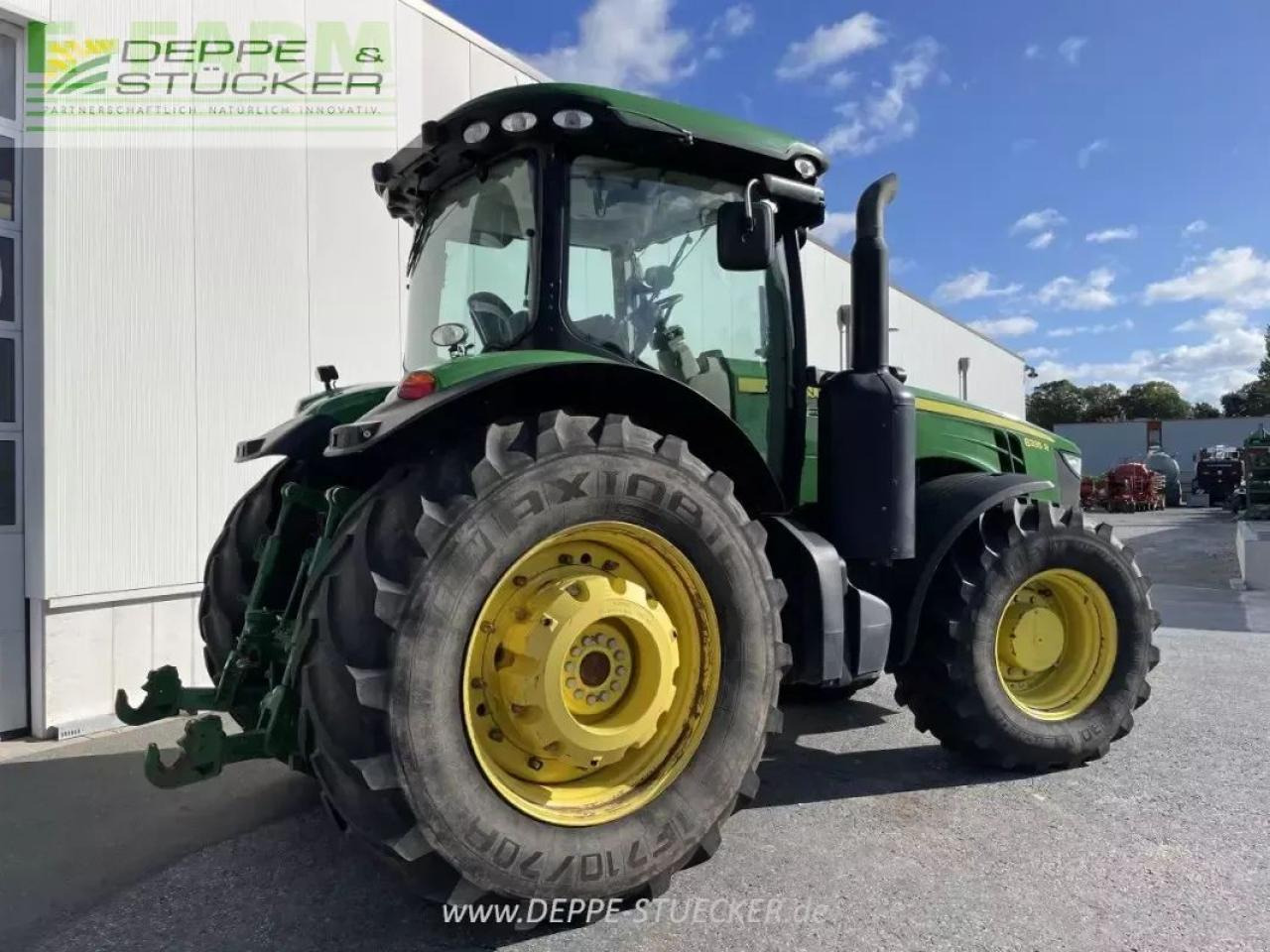 John Deere 8335r - Τρακτέρ: φωτογραφία 2 John Deere 8335r - Τρακτέρ: φωτογραφία 2