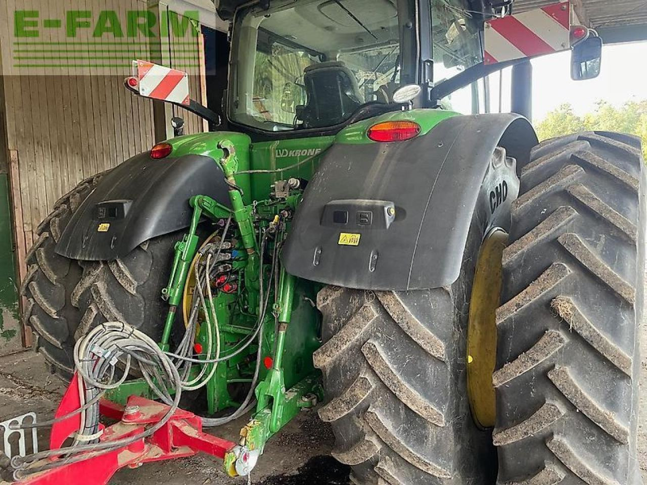 John Deere 8370 r - Τρακτέρ: φωτογραφία 3 John Deere 8370 r - Τρακτέρ: φωτογραφία 3